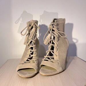Marc Fisher helped sandal bootie. Size 8. Tan suede.